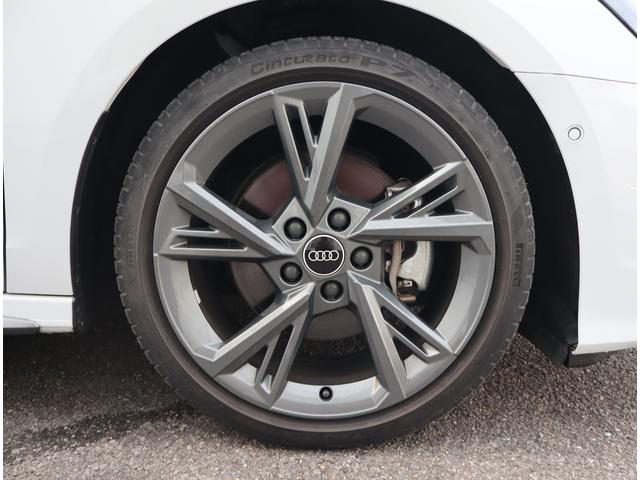 A3 スポーツバック30TFSI Sライン 認定中古車 ワンオーナー 禁煙車 ETC レンタカー コンビニエンス&アシスタンスパッケージ ナビゲーションパッケージ ラグジュアリーパッケージ(7枚目)