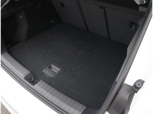 A3 スポーツバック30TFSI Sライン 認定中古車 ワンオーナー 禁煙車 ETC レンタカー コンビニエンス&アシスタンスパッケージ ナビゲーションパッケージ ラグジュアリーパッケージ(8枚目)