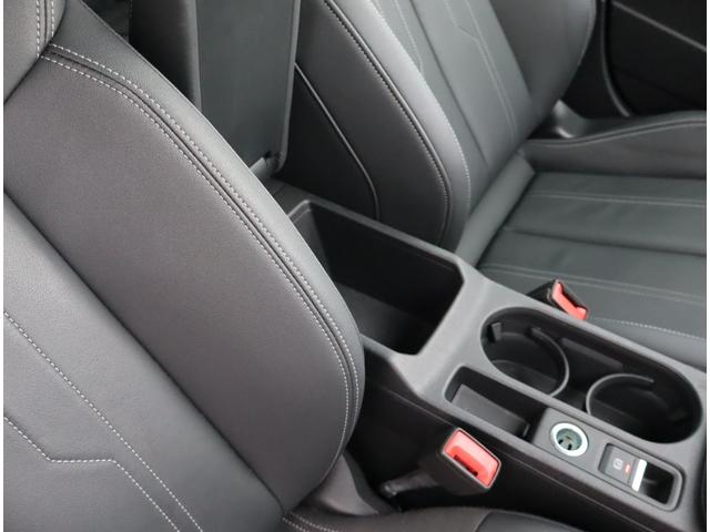 A3 スポーツバック30TFSI Sライン 認定中古車 ワンオーナー 禁煙車 ETC レンタカー コンビニエンス&アシスタンスパッケージ ナビゲーションパッケージ ラグジュアリーパッケージ(13枚目)