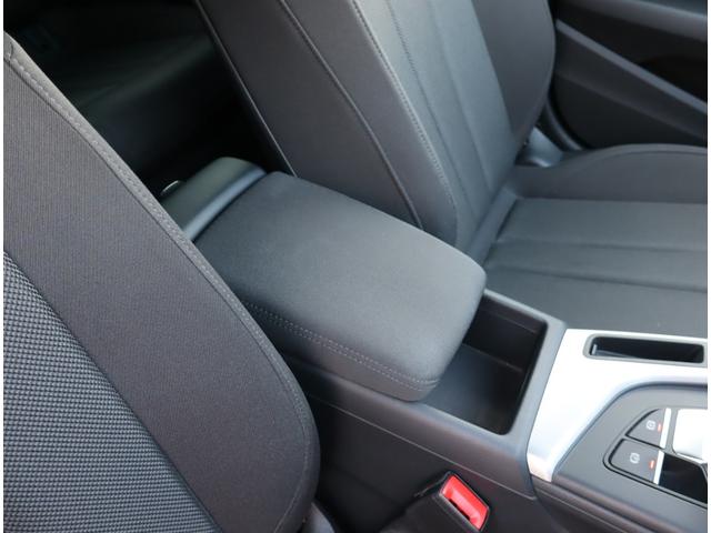 A4 35TFSIアドバンスド 認定中古車 ワンオーナー 禁煙車 ETC アシスタンスパッケージ マトリクスLEDヘッドライトパッケージ マルチカラーアンビエントライティング(13枚目)