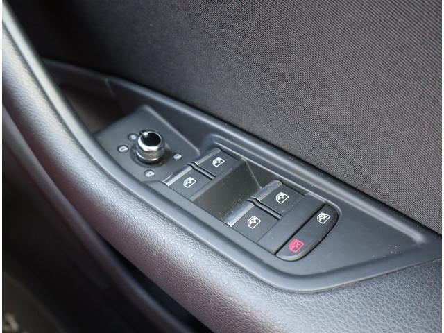 A4 35TFSIアドバンスド 認定中古車 ワンオーナー 禁煙車 ETC アシスタンスパッケージ マトリクスLEDヘッドライトパッケージ マルチカラーアンビエントライティング(19枚目)