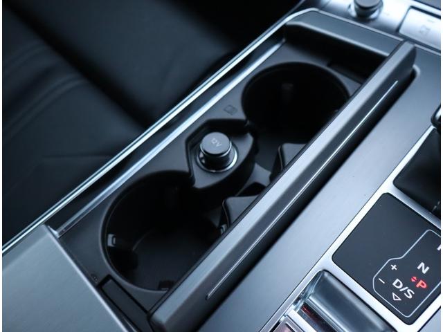 Ａ６アバント ４５ＴＦＳＩクワトロ　Ｓライン　認定中古車　ワンオーナー　禁煙車　ＥＴＣ　テクノロジーパッケージ　Ｓ　ｌｉｎｅ　パッケージ　ＨＤマトリクスＬＥＤヘッドライト　バルコナレザーｓ　ｌｉｎｅロゴ（26枚目）