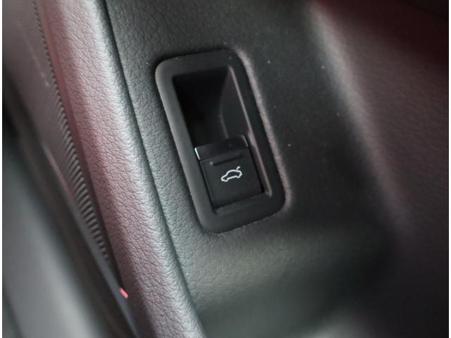 A8 55TFSIクワトロ 認定中古車 ワンオーナー ETC HDマトリクスLEDヘッドライトアウディレーザーライトパッケージ コンフォートパッケージ ダイナミックオールホイールステアリング(23枚目)