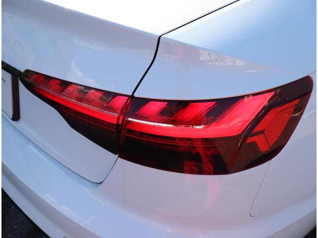 A4 35TFSI Sライン 認定中古車 ワンオーナー 禁煙車 ETC アルミホイール5Vスポークスターデザインマットチタンルックポリッシュト コンフォートパッケージ サンルーフ ブラックスタイリングパッケージ(43枚目)