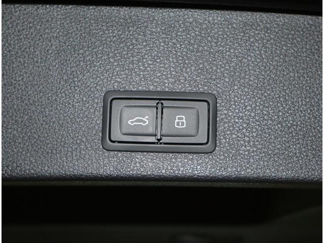 Ａｕｄｉ正規ディーラーが高品質をお約束。高度な訓練・教育を受けたＡｕｄｉ専任メカニックが、１００項目にもおよぶ精密な点検を実施。すべてクリアしたＡｕｄｉ車だけ、あなたのお手元に届けられるのです