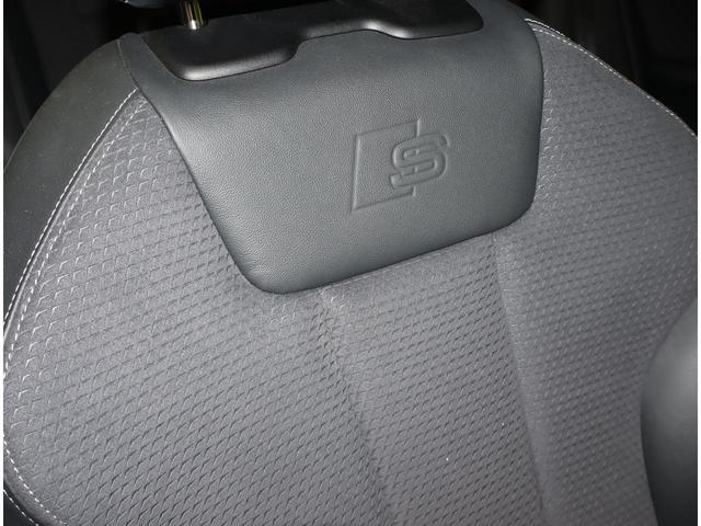 Ａｕｄｉ正規ディーラーが高品質をお約束。高度な訓練・教育を受けたＡｕｄｉ専任メカニックが、１００項目にもおよぶ精密な点検を実施。すべてクリアしたＡｕｄｉ車だけ、あなたのお手元に届けられるのです