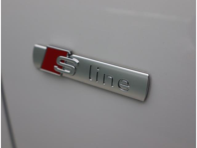 Ａｕｄｉ正規ディーラーが高品質をお約束。高度な訓練・教育を受けたＡｕｄｉ専任メカニックが、１００項目にもおよぶ精密な点検を実施。すべてクリアしたＡｕｄｉ車だけ、あなたのお手元に届けられるのです