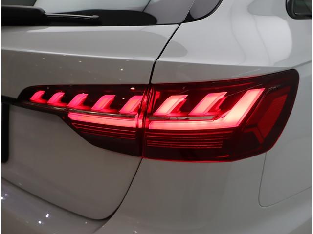 Ａｕｄｉ正規ディーラーが高品質をお約束。高度な訓練・教育を受けたＡｕｄｉ専任メカニックが、１００項目にもおよぶ精密な点検を実施。すべてクリアしたＡｕｄｉ車だけ、あなたのお手元に届けられるのです