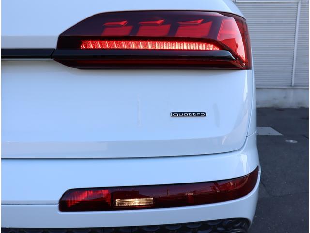 Ｑ７ ５５ＴＦＳＩクワトロ　Ｓライン　認定中古車　ワンオーナー　禁煙車　ＥＴＣ　レザーシートパッケージ　ＨＤマトリクスＬＥＤヘッドライトダイナミックターンインディケーターＡｕｄｉレーザーライト　パノラマサンルーフ（68枚目）