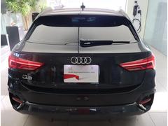 Ａｕｄｉ正規ディーラーが高品質をお約束。高度な訓練・教育を受けたＡｕｄｉ専任メカニックが、１００項目にもおよぶ精密な点検を実施。すべてクリアしたＡｕｄｉ車だけ、あなたのお手元に届けられるのです 5