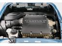 自社認証整備工場を完備しております。小さな修理やオイル交換から、チューニングまで幅広く対応可能です。英国車の経験豊富なスタッフがご案内致します。