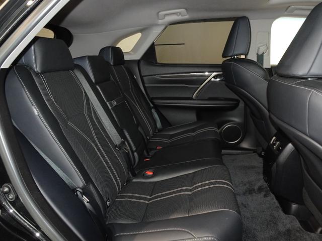 ＲＸ ＲＸ３００　バージョンＬ　レクサス認定中古車ＣＰＯ　ＲＸ３００　ＶｅｒｓｉｏｎＬ　グラファイトブラックガラスフレーク　内装セミアニリン本革ブラック　ムーンルーフ　ドライブレコーダー前後タイプ　ＴＶキャンセラー（8枚目）