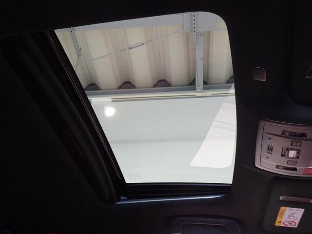 IS IS300h Fスポーツ レクサス認定中古車CPO 車検整備付 タイヤ4本交換 ホワイトノーヴァ TRD20インチアルミホイール TRDフルエアロ オレンジキャリパー ムーンルーフ Fスポーツ専用本革 フレアレッド(22枚目)