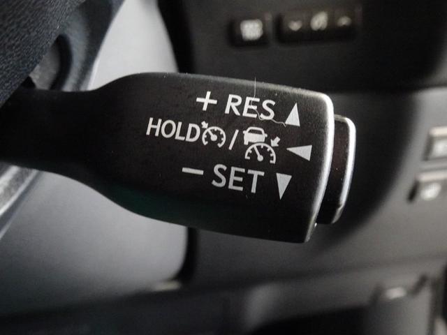 レーダークルーズコントロールが装備されております。