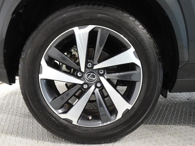 ホイールも綺麗に磨いております。