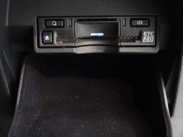 ＮＸ ＮＸ３５０ｈ　Ｆスポーツ　レクサスＣＰＯ認定中古車　ホワイトノーヴァ　内装本革（フレアレッド）　パノラマルーフ　アドバンストパーク　デジタルインナーミラー　三眼フルＬＥＤヘッドランプ　オレンジキャリパー　後席電動シート（14枚目）