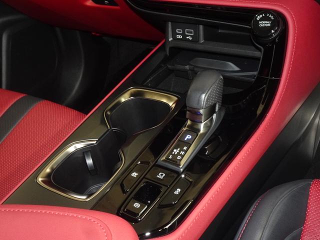 ＮＸ ＮＸ３５０ｈ　Ｆスポーツ　レクサスＣＰＯ認定中古車　ホワイトノーヴァ　内装本革（フレアレッド）　パノラマルーフ　アドバンストパーク　デジタルインナーミラー　三眼フルＬＥＤヘッドランプ　オレンジキャリパー　後席電動シート（20枚目）