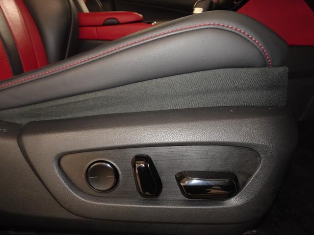 ＮＸ ＮＸ３５０ｈ　Ｆスポーツ　レクサスＣＰＯ認定中古車　ホワイトノーヴァ　内装本革（フレアレッド）　パノラマルーフ　アドバンストパーク　デジタルインナーミラー　三眼フルＬＥＤヘッドランプ　オレンジキャリパー　後席電動シート（21枚目）