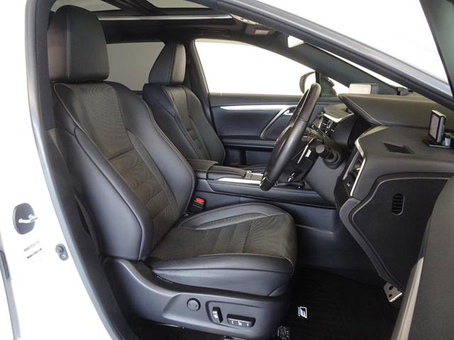RX RX300 Fスポーツ レクサス認定中古車CPO RX300 Fスポーツ ホワイトノーヴァ 内装本革ブラック 三眼フルLEDヘッドランプ パノラマルーフ パノラミックビューモニター 後席電動リクライニング&シートヒーター(7枚目)