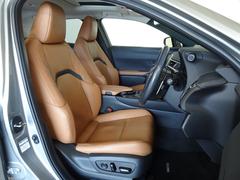 �ãУϤȤϸ��������򥯥ꥢ�������ʼ��μ֤Ǥ��뤳�Ȥ�쥯������ǧ�ꤷ�����֤�������������ʡ��ͤ�Ʊ�ͤΥ����ӥ����󶡤��뤳�Ȥ���«���롢���̤���ż֤Ǥ��� 3