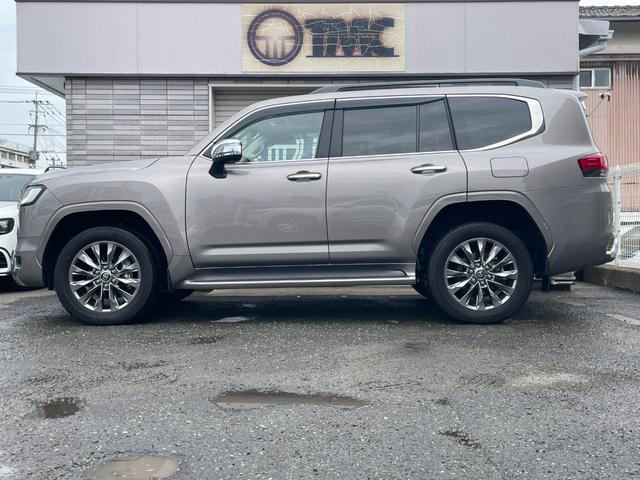 ランドクルーザー ZX ワンオーナー JBLサウンド ベージュ革 リアエンターテイメント クールボックス シートヒーター ベンチレーション ステアヒーター HUD ACC BSM 三眼LEDヘッドライト 全周囲カメラ ETC(3枚目)