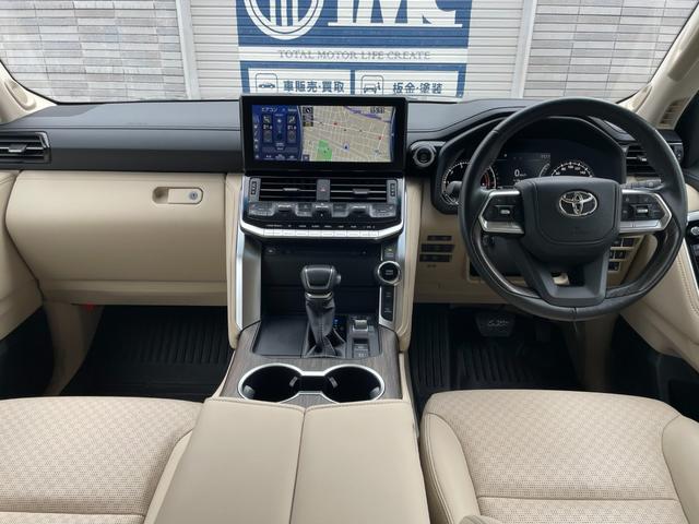 ランドクルーザー ZX ワンオーナー JBLサウンド ベージュ革 リアエンターテイメント クールボックス シートヒーター ベンチレーション ステアヒーター HUD ACC BSM 三眼LEDヘッドライト 全周囲カメラ ETC(8枚目)