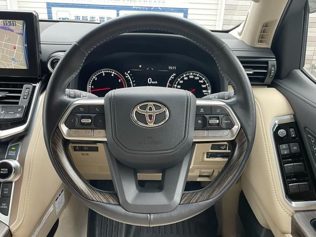 ランドクルーザー ZX ワンオーナー JBLサウンド ベージュ革 リアエンターテイメント クールボックス シートヒーター ベンチレーション ステアヒーター HUD ACC BSM 三眼LEDヘッドライト 全周囲カメラ ETC(9枚目)