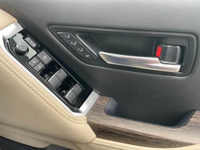 ランドクルーザー ZX ワンオーナー JBLサウンド ベージュ革 リアエンターテイメント クールボックス シートヒーター ベンチレーション ステアヒーター HUD ACC BSM 三眼LEDヘッドライト 全周囲カメラ ETC(43枚目)