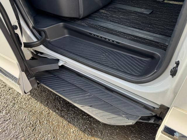 アルファード Ｚ　１オーナー　ＭＣ後　モデリスタエアロ　ユニバーサルステップ　カラーＨＵＤ　トヨタチームメイト　寒冷地仕様　左右独立ムーンルーフ　ナビＴＶ　ＪＢＬ　１４インチＲモニター　ＩＴＳコネクト　純正１８ＡＷ（22枚目）