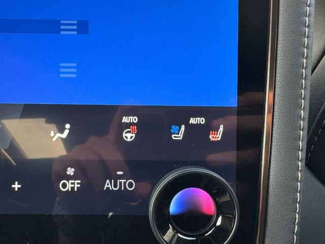 アルファード Ｚ　１オーナー　ＭＣ後　モデリスタエアロ　ユニバーサルステップ　カラーＨＵＤ　トヨタチームメイト　寒冷地仕様　左右独立ムーンルーフ　ナビＴＶ　ＪＢＬ　１４インチＲモニター　ＩＴＳコネクト　純正１８ＡＷ（40枚目）