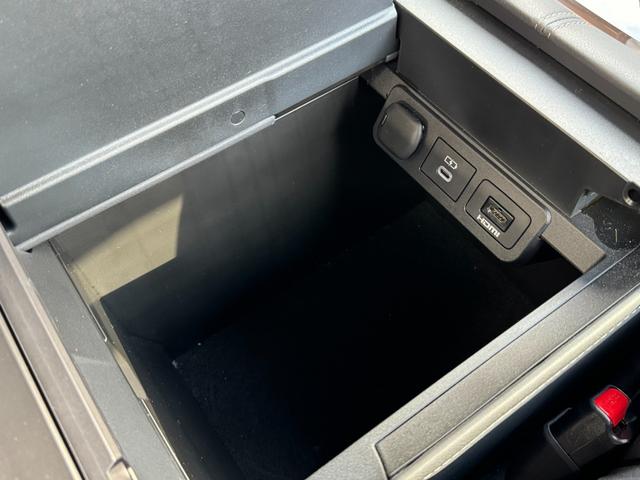 アルファード Ｚ　１オーナー　ＭＣ後　モデリスタエアロ　ユニバーサルステップ　カラーＨＵＤ　トヨタチームメイト　寒冷地仕様　左右独立ムーンルーフ　ナビＴＶ　ＪＢＬ　１４インチＲモニター　ＩＴＳコネクト　純正１８ＡＷ（45枚目）