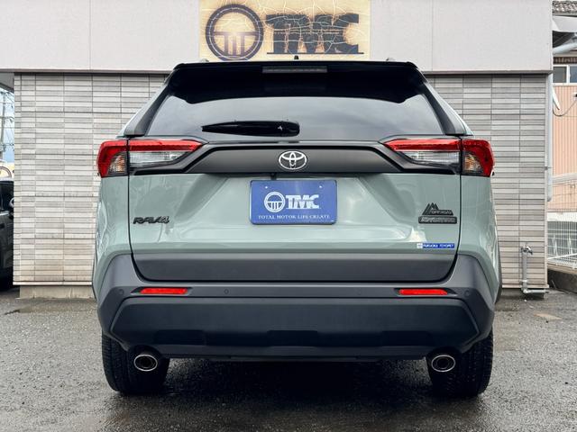 RAV4 アドベンチャー オフロードパッケージII ワンオーナー 黒革シート 純正ナビTV デジタルインナーミラー 全周囲カメラ シートヒーター ベンチレーション ステアヒーター ACC BSM レーンキープ パークセンサー ルーフレール ETC(5枚目)