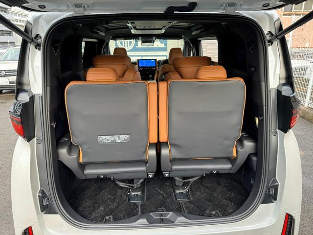 ヴェルファイアハイブリッド Ｚ　プレミア　１オーナー　左右独立ムーンルーフ　トヨタチームメイト　デジタルインナーミラー　ヘッドアップディスプレイ　スペアタイヤ　茶革　シートヒーター　ベンチレーション　純正ナビ　ＴＶ　３６０°カメラ　１９ＡＷ（21枚目）