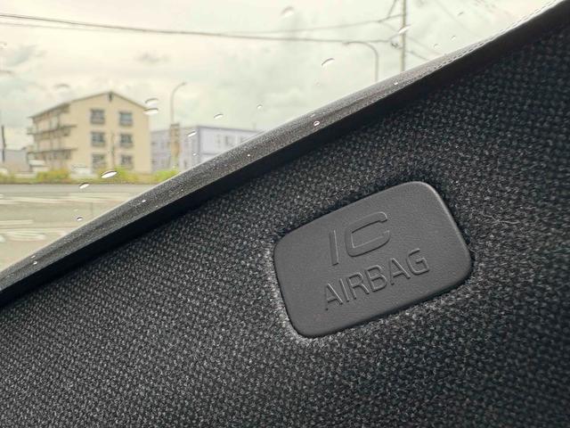Ｃ４０リチャージ リチャージ　プラスシングルモーター　Ａｐｐｌｅ　ＣａｒｐｌａｙＡｎｄｒｏｉｄＡｕｔｏ　ナビゲーションシステム　プレミアムサウンドオーディオシステム　パワーテールゲート　３６０度ビューカメラ　ガラスルーフ　ワイヤレススマートフォンチャージ（12枚目）