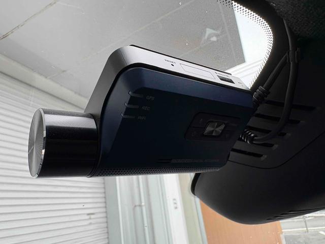 Ｃ４０リチャージ リチャージ　プラスシングルモーター　Ａｐｐｌｅ　ＣａｒｐｌａｙＡｎｄｒｏｉｄＡｕｔｏ　ナビゲーションシステム　プレミアムサウンドオーディオシステム　パワーテールゲート　３６０度ビューカメラ　ガラスルーフ　ワイヤレススマートフォンチャージ（50枚目）
