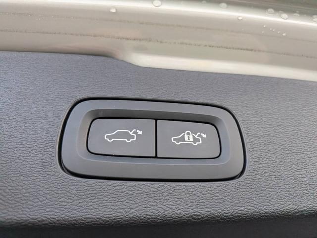 V60 クロスカントリー T5 AWD プロ パノラマガラスルーフ リニアライムウッドパネル 本革シート フロントシートヒータ Apple CarplayAndroid Auto harmankardonプレミアムサウンドオーディオシステム(35枚目)