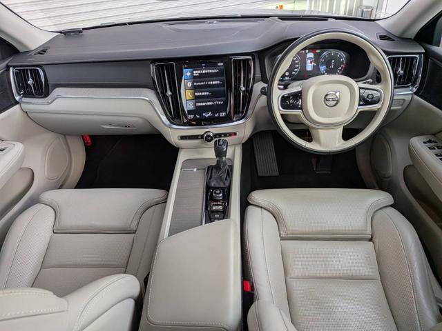 V60 クロスカントリー T5 AWD プロ パノラマガラスルーフ リニアライムウッドパネル 本革シート フロントシートヒータ Apple CarplayAndroid Auto harmankardonプレミアムサウンドオーディオシステム(62枚目)