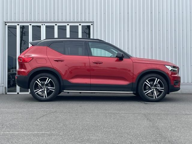 ＸＣ４０ 　認定中古車・サンルーフ・ハーマンカードン　走行１８００２ＫＭ　アイドリングストップ　衝突被害軽減システム　自動駐車システム　　記録簿　禁煙車　ワンオーナー　Ｂｌｕｅｔｏｏｔｈ接続　バックカメラ（9枚目）