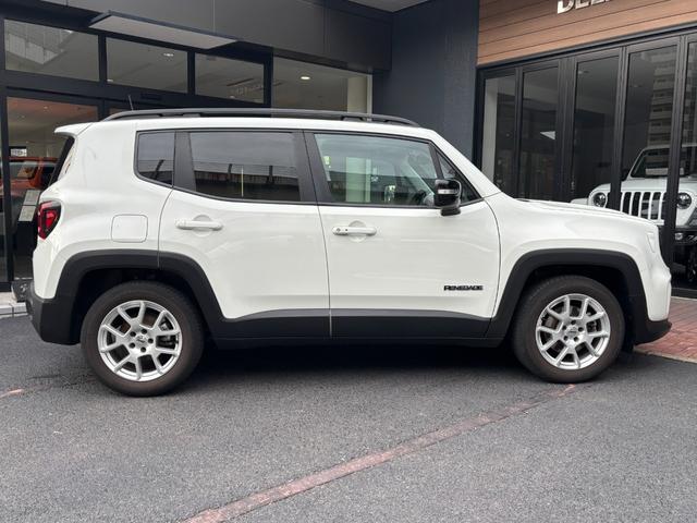 ジープ・レネゲード フルセグTV Carplay アダプティブクルーズコントロール 黒革シートシートヒーター パワーシート ETC2.0 バックカメラ LEDヘッドライト オートハイビーム スマートキーx2(9枚目)