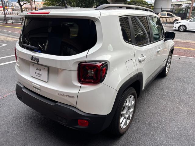 ジープ・レネゲード フルセグTV Carplay アダプティブクルーズコントロール 黒革シートシートヒーター パワーシート ETC2.0 バックカメラ LEDヘッドライト オートハイビーム スマートキーx2(15枚目)