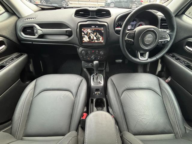 ジープ・レネゲード フルセグTV Carplay アダプティブクルーズコントロール 黒革シートシートヒーター パワーシート ETC2.0 バックカメラ LEDヘッドライト オートハイビーム スマートキーx2(27枚目)