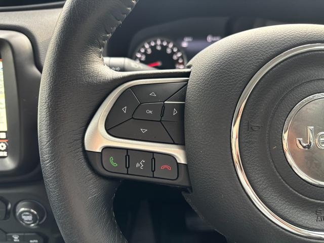 ジープ・レネゲード フルセグTV Carplay アダプティブクルーズコントロール 黒革シートシートヒーター パワーシート ETC2.0 バックカメラ LEDヘッドライト オートハイビーム スマートキーx2(32枚目)