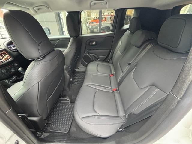ジープ・レネゲード フルセグTV Carplay アダプティブクルーズコントロール 黒革シートシートヒーター パワーシート ETC2.0 バックカメラ LEDヘッドライト オートハイビーム スマートキーx2(54枚目)