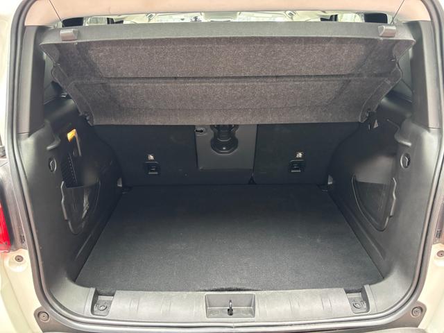 ジープ・レネゲード フルセグTV Carplay アダプティブクルーズコントロール 黒革シートシートヒーター パワーシート ETC2.0 バックカメラ LEDヘッドライト オートハイビーム スマートキーx2(62枚目)