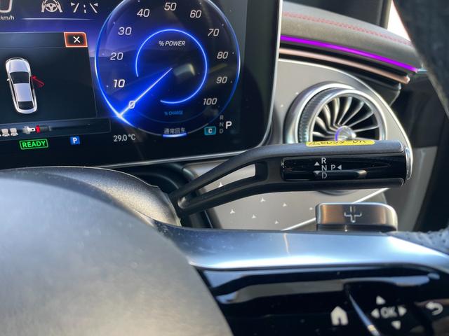 ＥＱＥ ＥＱＥ３５０＋　ＡＭＧラインパッケージ　ＡＭＧラインパッケージ　エクスクルーシブパッケージ　エナジャイジングパッケージ　レーダーセーフティパッケージ　パノラミックスライディングルーフ　ヘッドアップディスプレイ　シートベンチレーター（11枚目）