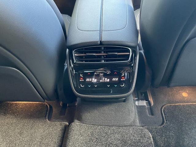 ＥＱＥ ＥＱＥ３５０＋　ＡＭＧラインパッケージ　ＡＭＧラインパッケージ　エクスクルーシブパッケージ　エナジャイジングパッケージ　レーダーセーフティパッケージ　パノラミックスライディングルーフ　ヘッドアップディスプレイ　シートベンチレーター（21枚目）