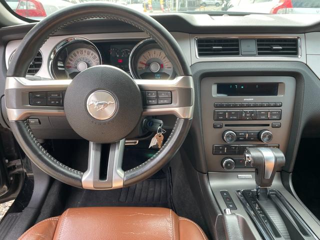 マスタング V8 GTコンバーチブル プレミアム 本革シート ABS 前席パワーシート ETC車載器 CD(16枚目)