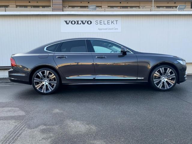 Ｓ９０ Ｂ６　ＡＷＤ　インスクリプション　Ｇｏｏｇｌｅ搭載・サンルーフ・Ｂｏｗｅｒｓ　＆　Ｗｉｌｋｉｎｓプレミアムサウンド・オーディオシステム・エアサスペンション・白革・弊社デモカー・２０２２年モデル　走行９０００ＫＭ　車検２５年７月（16枚目）