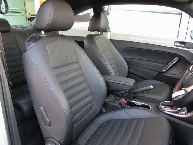 ザ・ビートル デザイン　Ｔｈｅ　Ｂｅｅｔｌｅ　認定中古車　革シート　シートヒーター　Ｂｌｕｅｔｏｏｔｈ　Ａｕｄｉｏ　バックカメラ付き　ＤＶＤ・ＣＤ　ＶＷ　ザ・ビートル　４人乗り（9枚目）