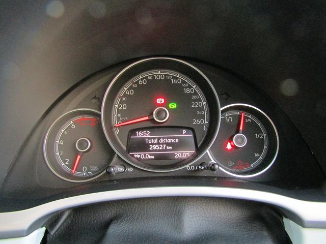 ザ・ビートル デザイン　Ｔｈｅ　Ｂｅｅｔｌｅ　認定中古車　革シート　シートヒーター　Ｂｌｕｅｔｏｏｔｈ　Ａｕｄｉｏ　バックカメラ付き　ＤＶＤ・ＣＤ　ＶＷ　ザ・ビートル　４人乗り（18枚目）